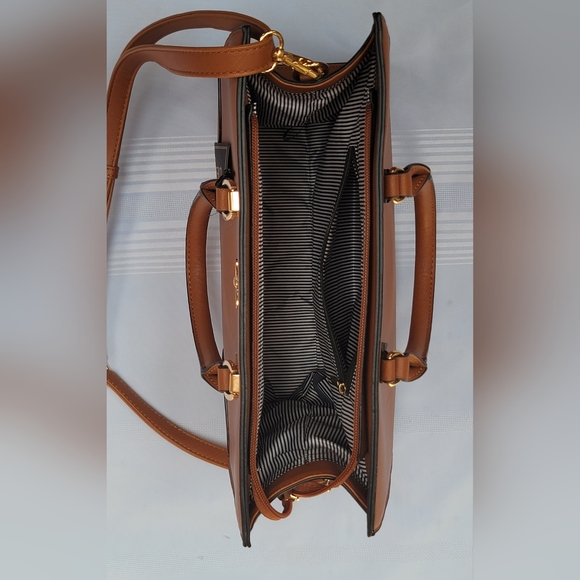 DELUXITY LOS ANGELES PURSE - Picture 4 of 10